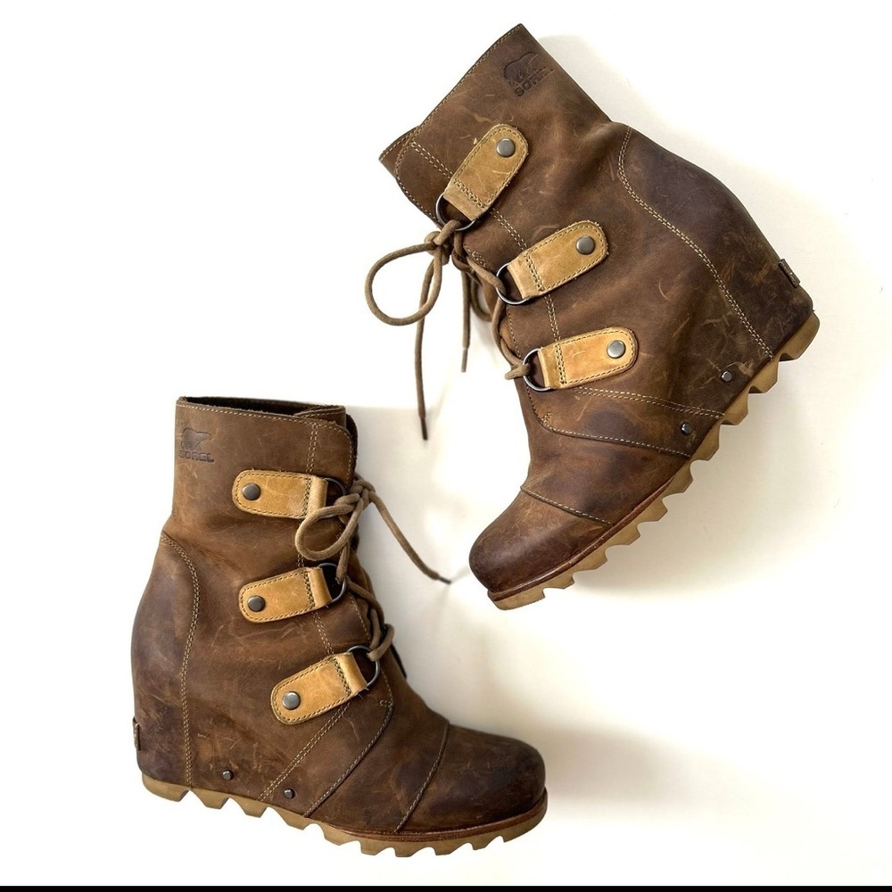 Sorel Joan of Arctic Wedge Mid Bootie Distressed Brown Sz7.5